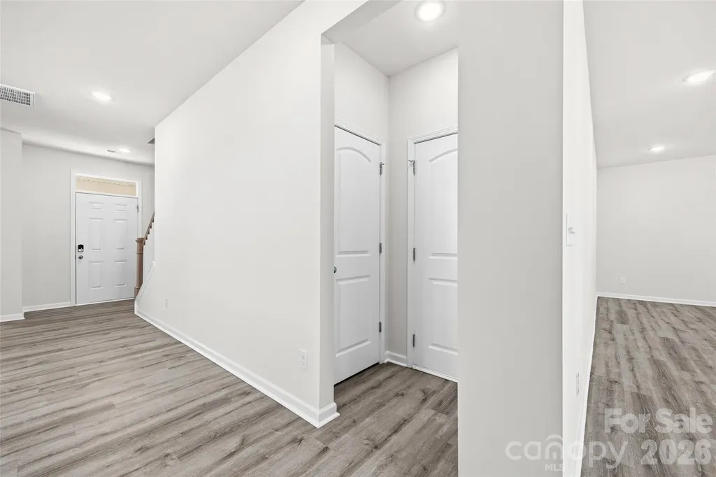 7024 Maple Run Circle Charlotte NC 28215