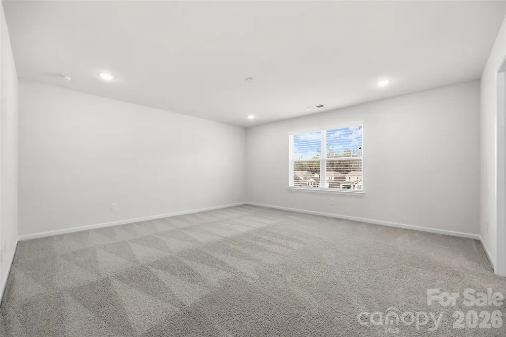 7024 Maple Run Circle Charlotte NC 28215