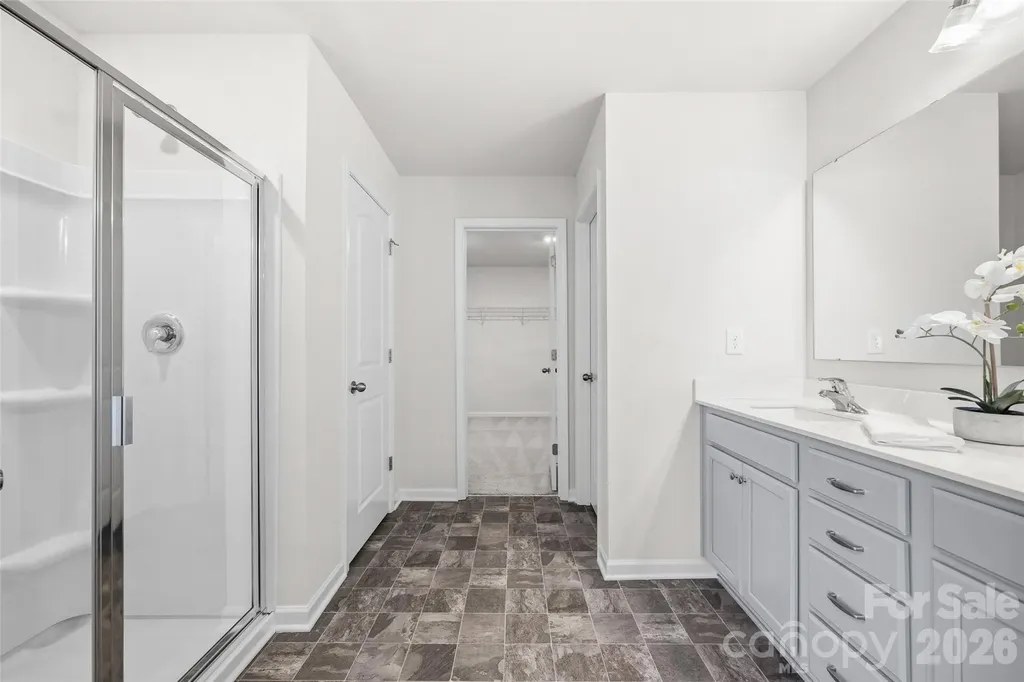 7024 Maple Run Circle Charlotte NC 28215