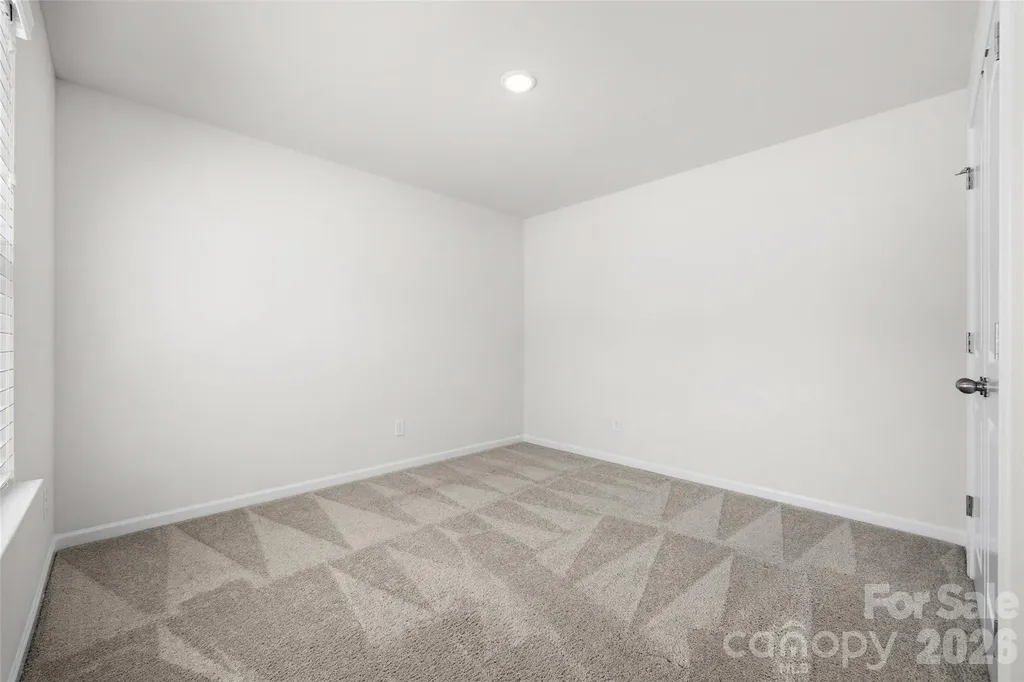 7024 Maple Run Circle Charlotte NC 28215