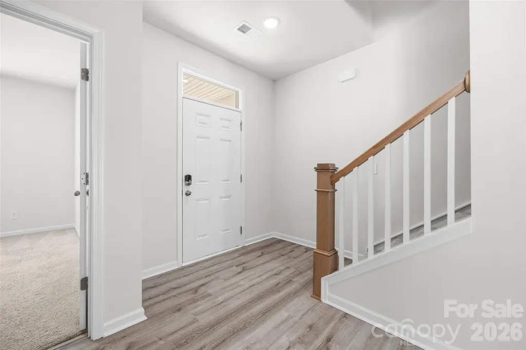 7024 Maple Run Circle Charlotte NC 28215