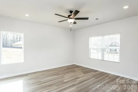 3417 Robindale Drive Winston Salem NC 27127