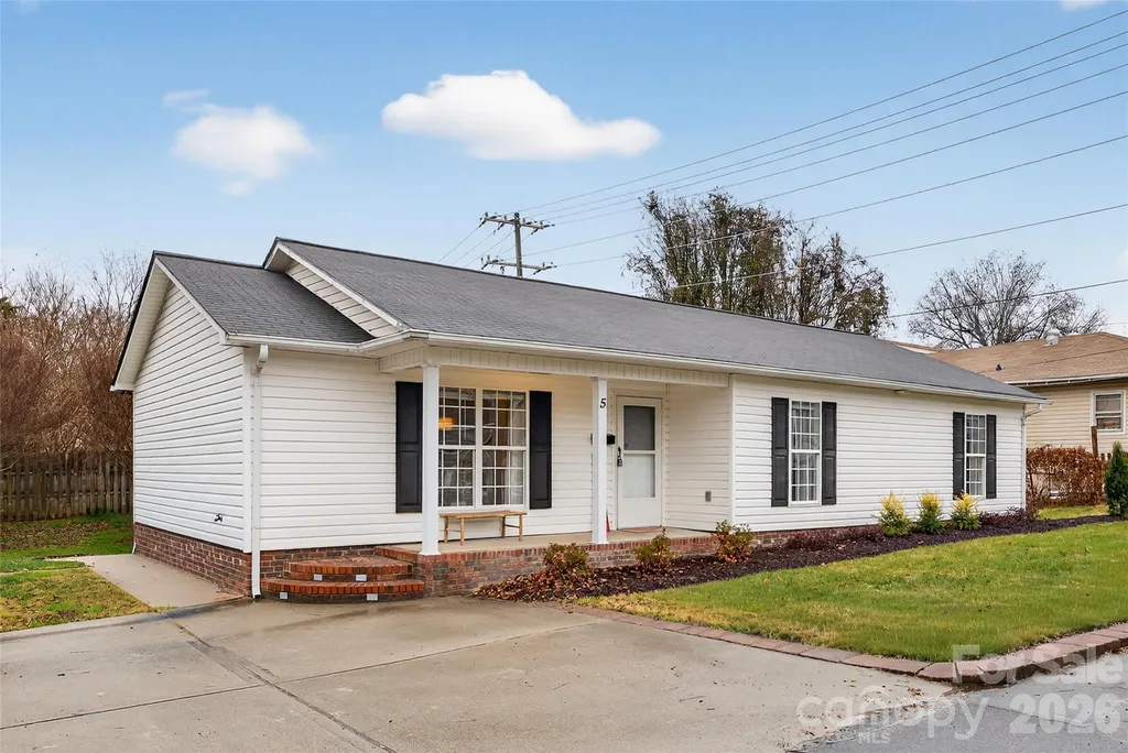 5 S 1st Street Belmont NC 28012
