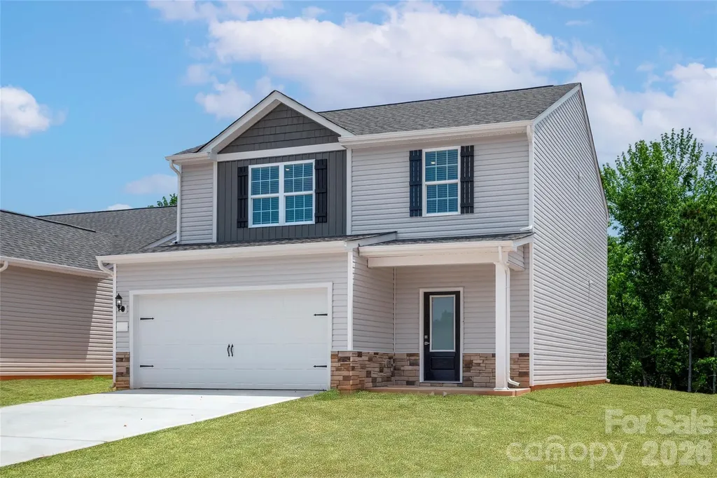 3411 Robindale Drive Winston Salem NC 27107