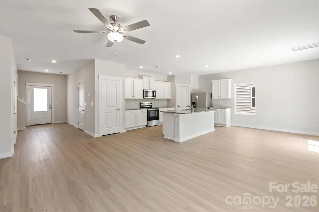 3411 Robindale Drive Winston Salem NC 27107
