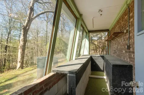 3113 Primrose Drive Hendersonville NC 28792