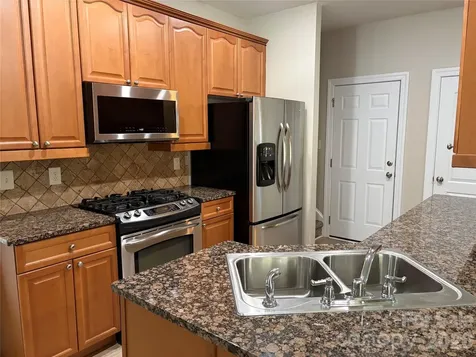 2148 Brookberry Lane Gastonia NC 28056