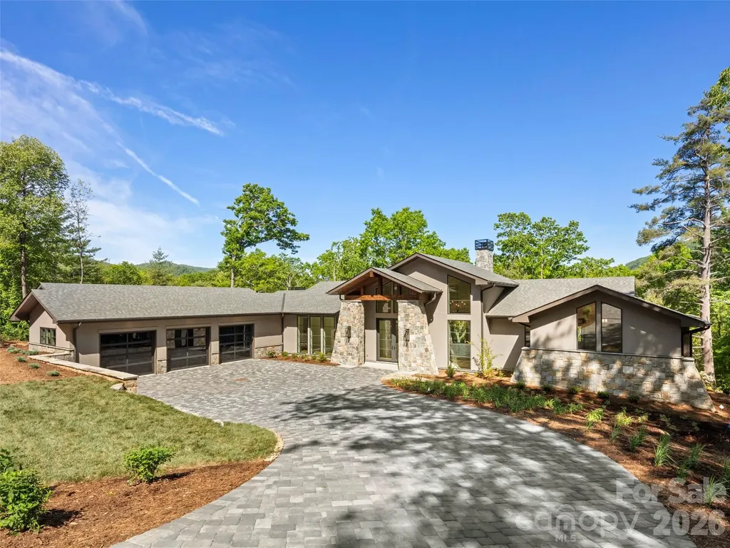 87 Misty Valley Parkway Arden NC 28704
