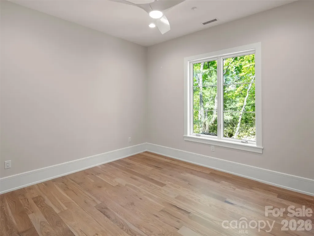 87 Misty Valley Parkway Arden NC 28704