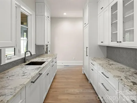 87 Misty Valley Parkway Arden NC 28704