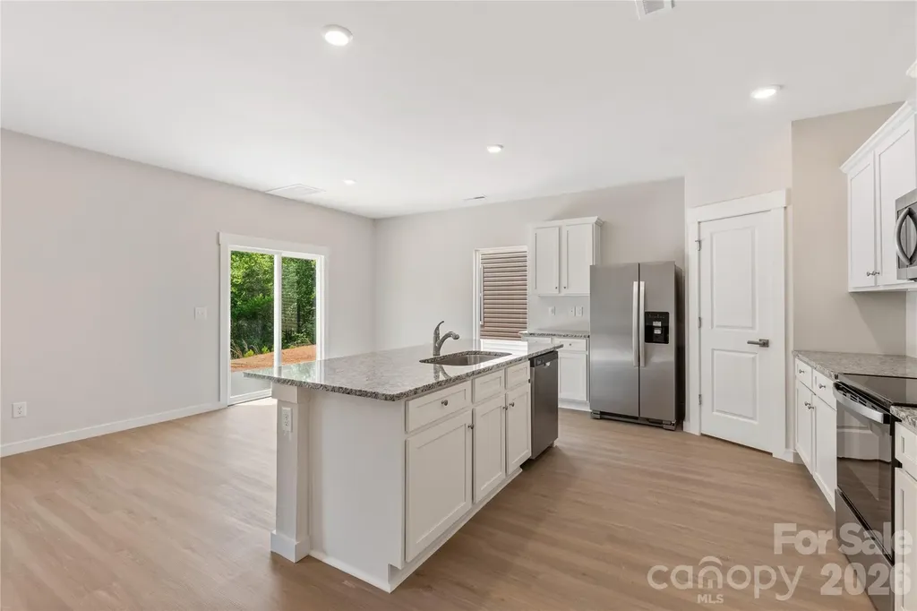3410 Robindale Drive Winston Salem NC 27107