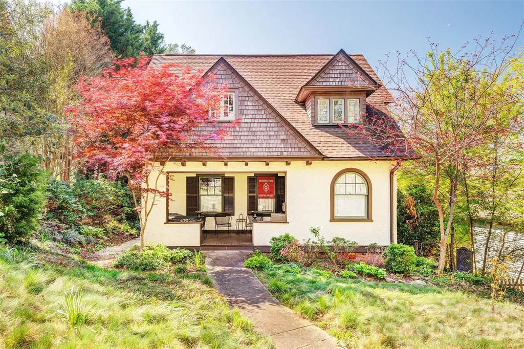 2 Hillside Walk Asheville NC 28801