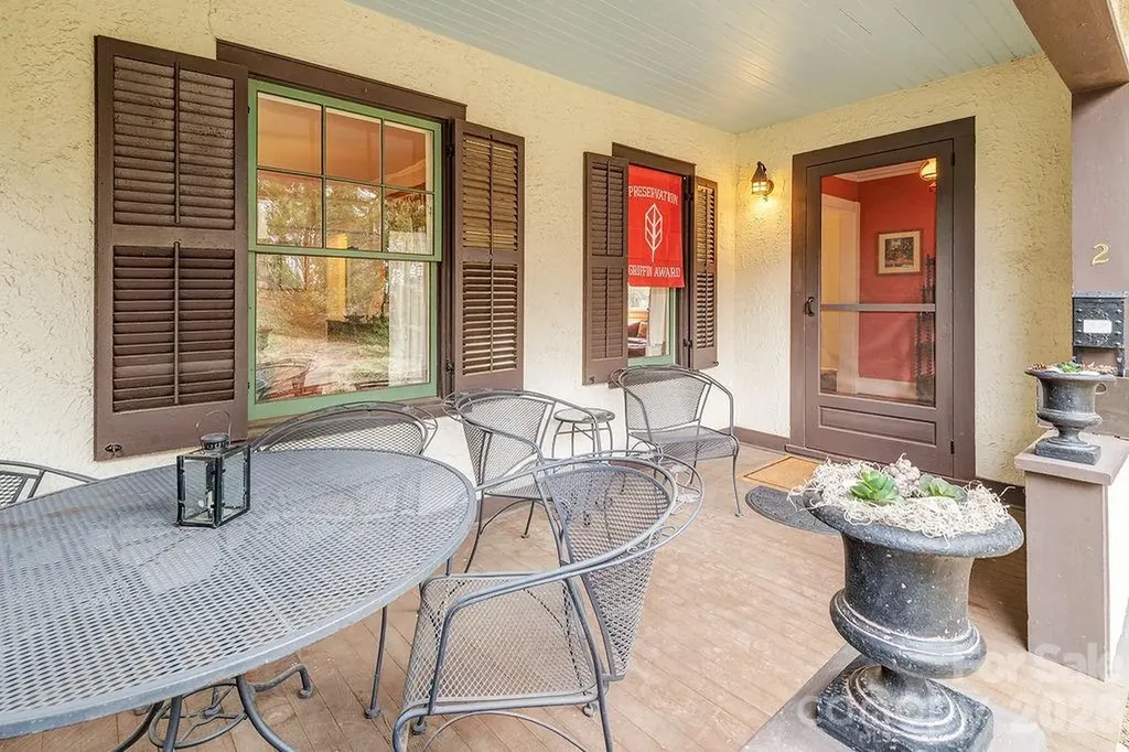 2 Hillside Walk Asheville NC 28801