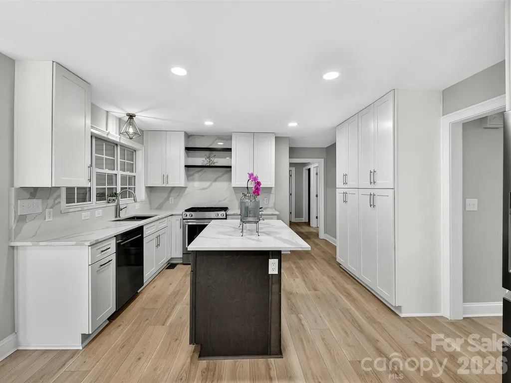 2597 Penngate Drive Sherrills Ford NC 28673