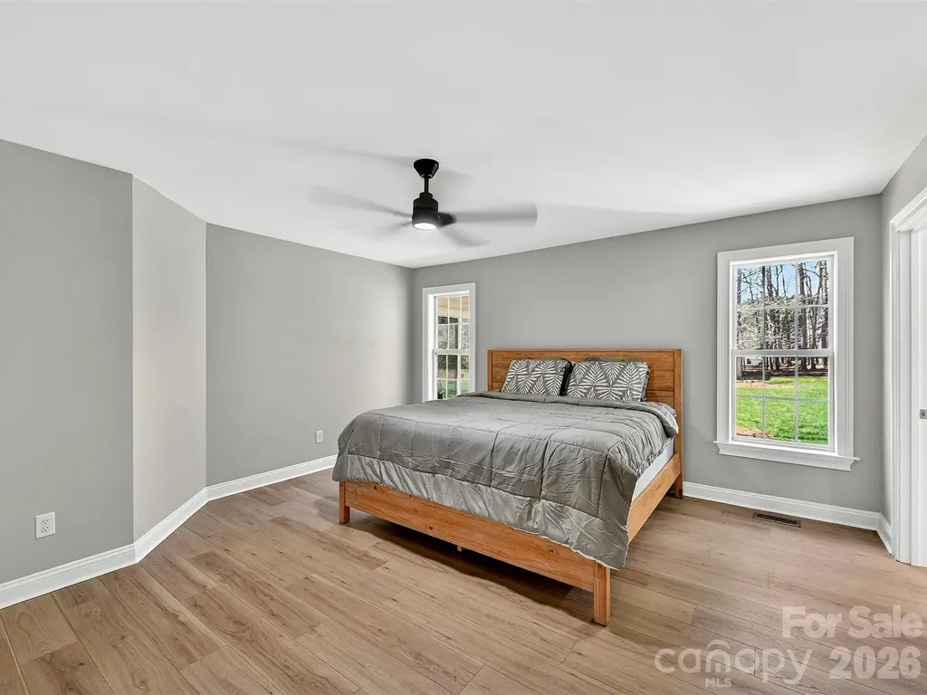 2597 Penngate Drive Sherrills Ford NC 28673
