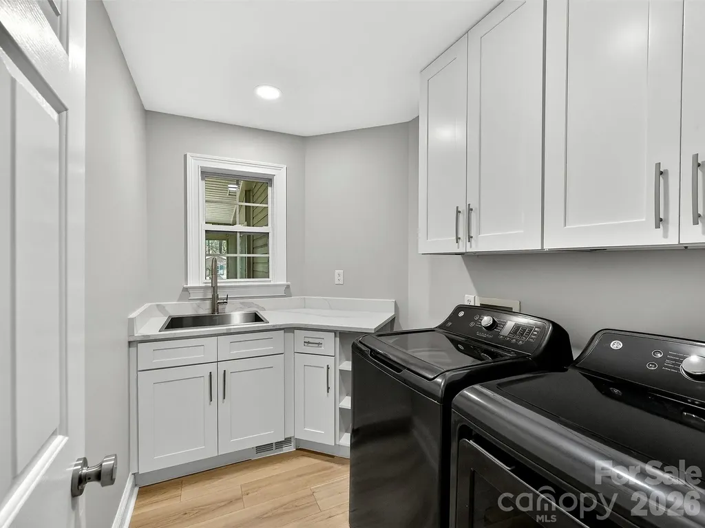 2597 Penngate Drive Sherrills Ford NC 28673