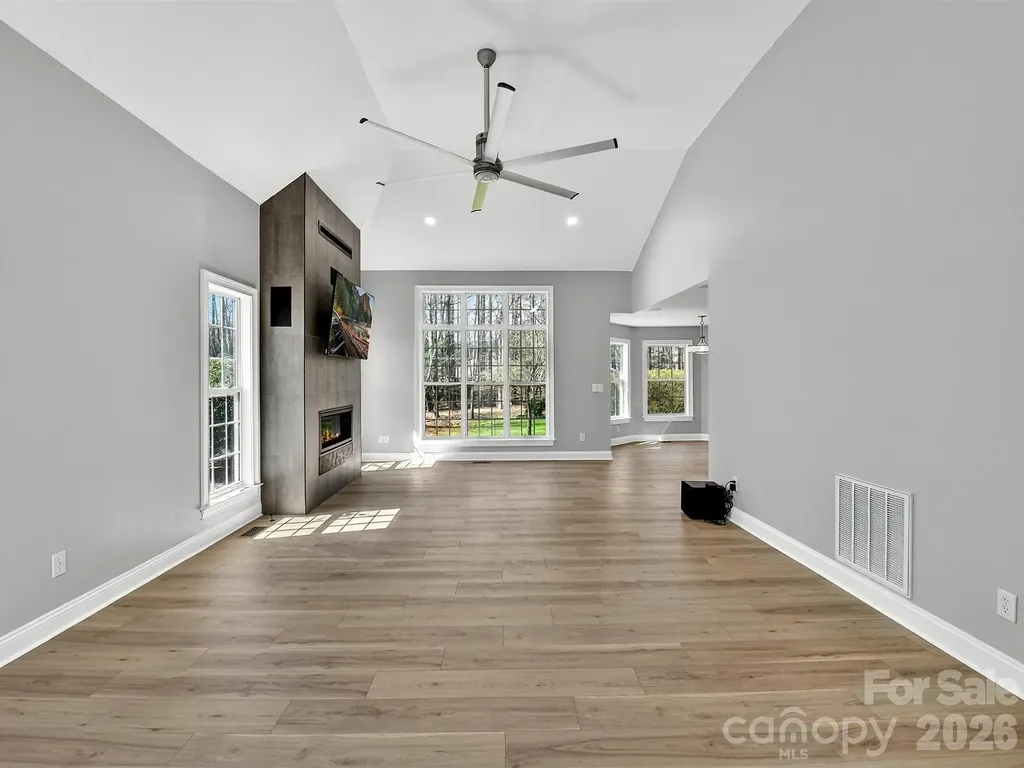 2597 Penngate Drive Sherrills Ford NC 28673