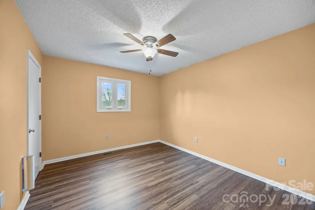 234 Justice Ridge Road Candler NC 28715