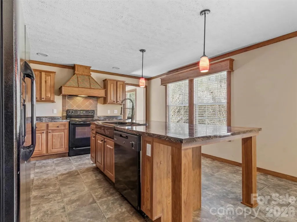 695 Johnson Farm Road Canton NC 28716