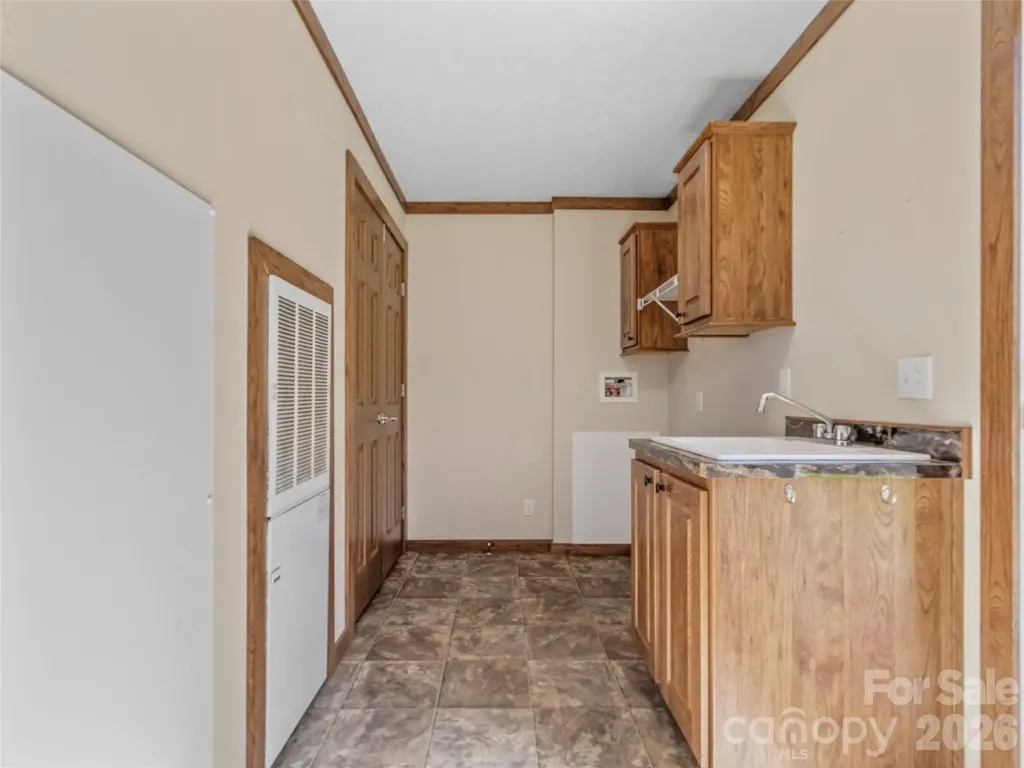 695 Johnson Farm Road Canton NC 28716