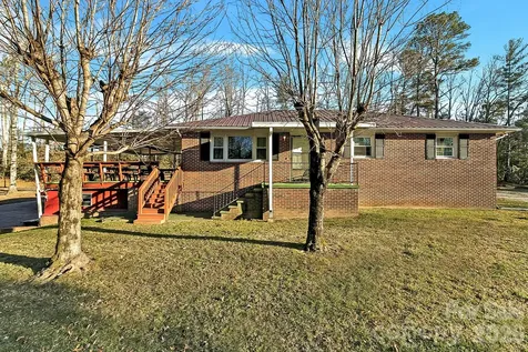 44 Tuttle Road Hendersonville NC 28792