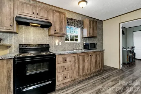 44 Tuttle Road Hendersonville NC 28792