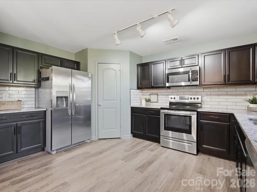 422 Perry Lane Marshville NC 28103