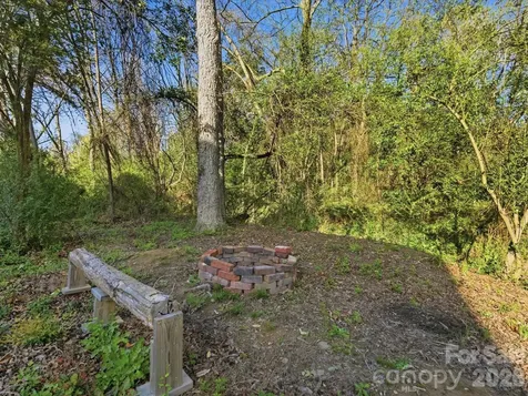 422 Perry Lane Marshville NC 28103