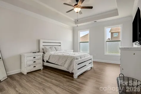 574 Fox Cove Road Hendersonville NC 28792