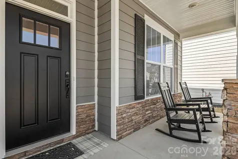 574 Fox Cove Road Hendersonville NC 28792