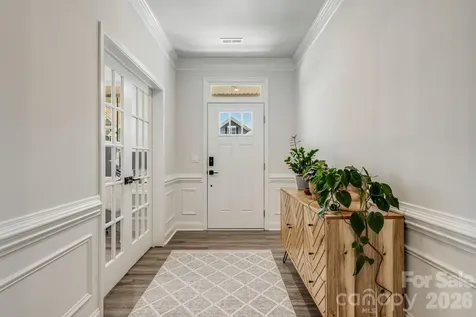 574 Fox Cove Road Hendersonville NC 28792