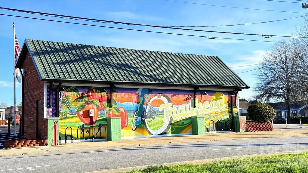 00 Toms Park Circle Hendersonville NC 28792