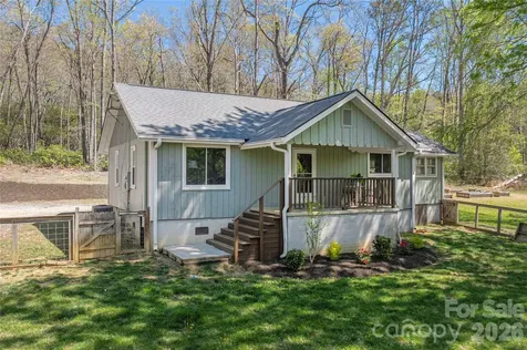 35 Grey Rock Valley Black Mountain NC 28711
