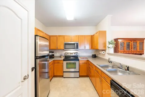 233 Appeldoorn Circle Asheville NC 28803