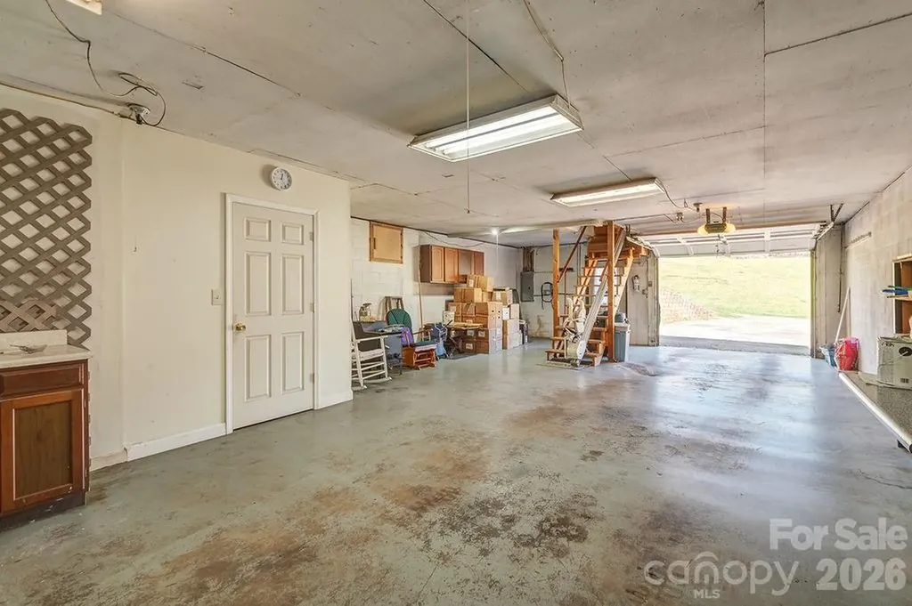 216 Pickens Road Weaverville NC 28787