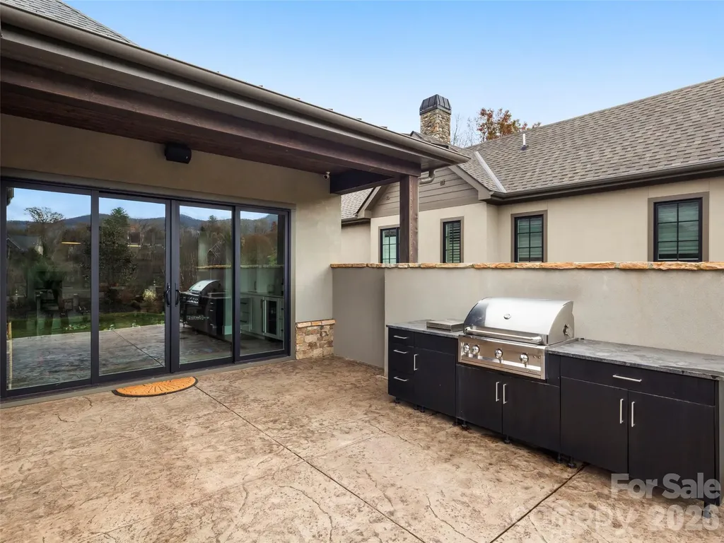 11 Haverhill Way Arden NC 28704