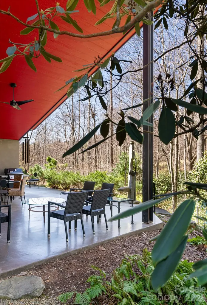 33 Robinson Creek Road Asheville NC 28803