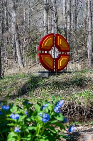 33 Robinson Creek Road Asheville NC 28803