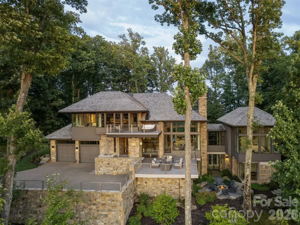 8 Deer Grass Court Arden NC 28704