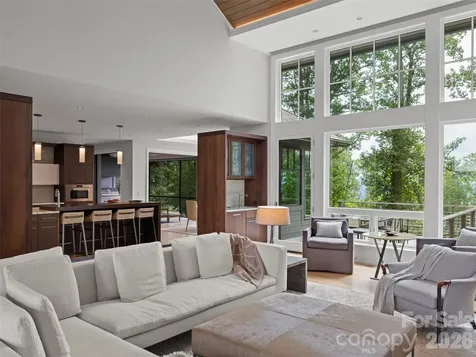 8 Deer Grass Court Arden NC 28704