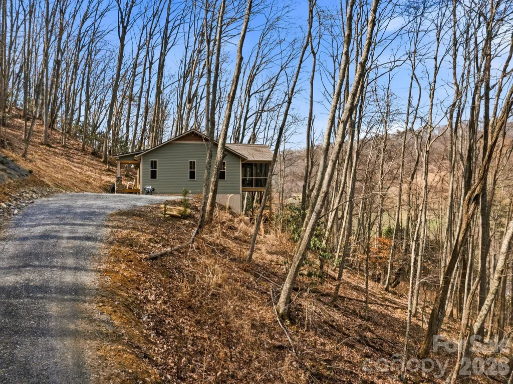 98 Harmony Hill Lane Mars Hill NC 28754