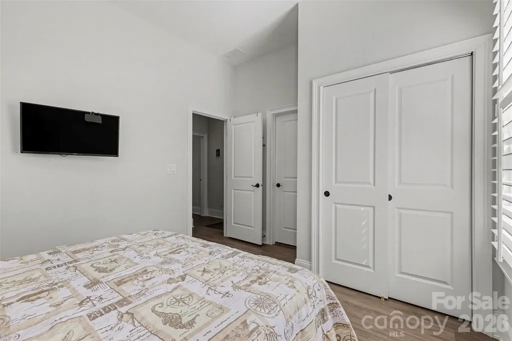 14605 Crosswater Lane Charlotte NC 28278