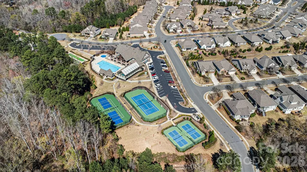 14605 Crosswater Lane Charlotte NC 28278