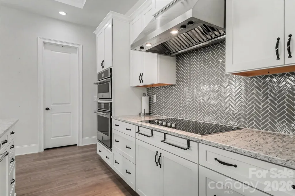 14605 Crosswater Lane Charlotte NC 28278