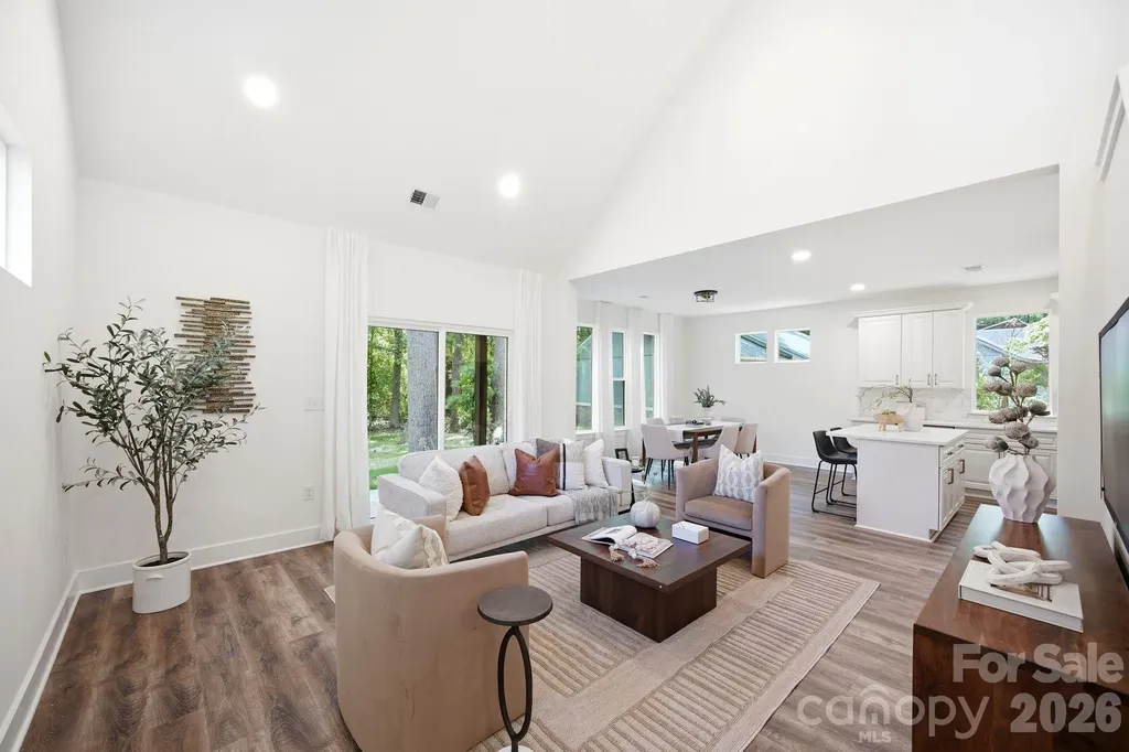 1731 Deer Street Charlotte NC 28214