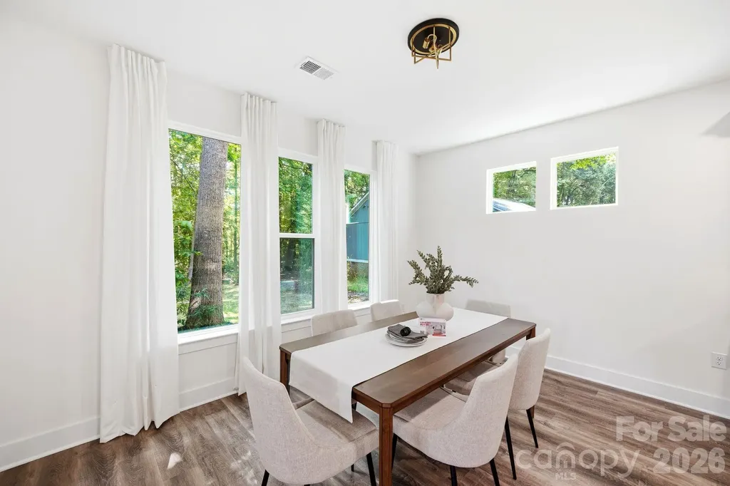 1731 Deer Street Charlotte NC 28214