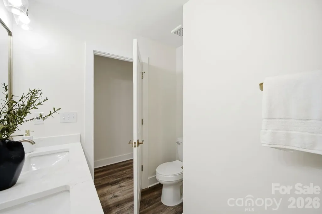 1731 Deer Street Charlotte NC 28214
