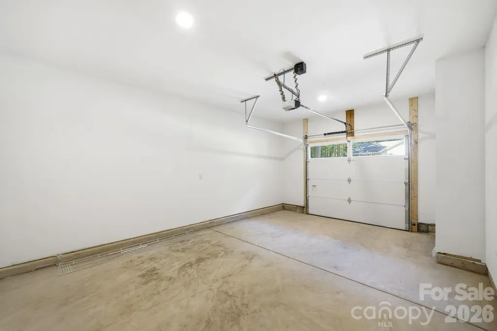 1731 Deer Street Charlotte NC 28214