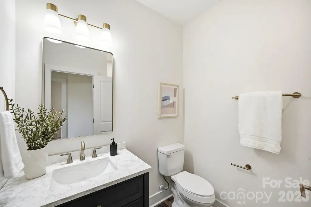 1731 Deer Street Charlotte NC 28214