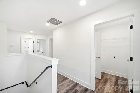 1731 Deer Street Charlotte NC 28214